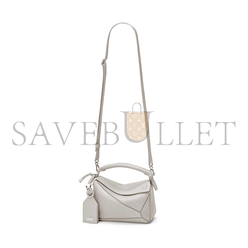LOEWE MINI FEATHERLIGHT PUZZLE BAG IN NAPPA LAMBSKIN A510PLIX04 (17.5*12.5*7.5)